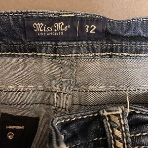 Miss Me Boot Cut 32